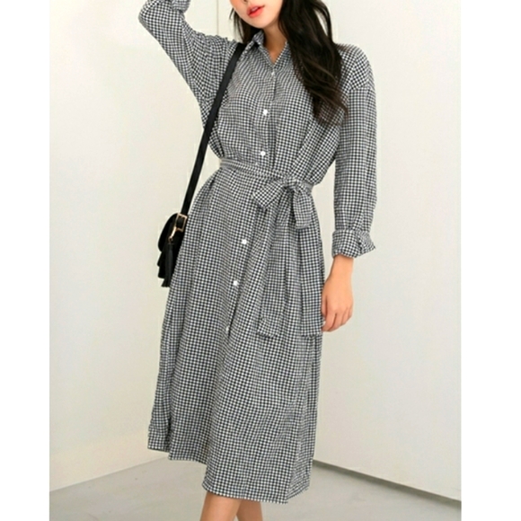 Old Navy Juniors Gingham Dress - Picture 2 of 5